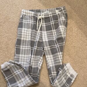 Aerie Gray Plaid Lounge Pants